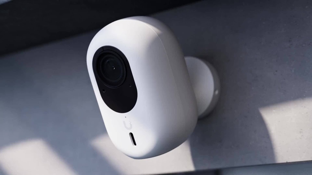 [ES001UBQ78] Ubiquiti - Surveillance camera - Indoor / Outdoor - Unifi Protect UVC-G5-Dome-Ultr